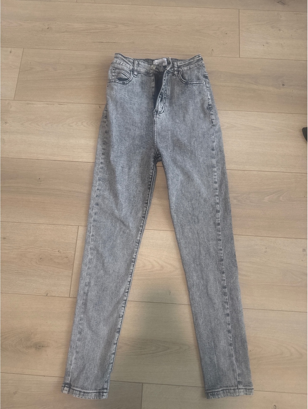 Chipre Women's High-Waisted Grey Acid Wash Skinny Jeans Size 25